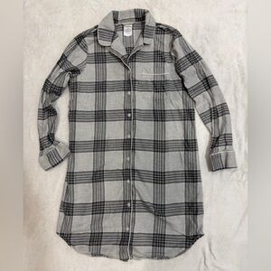 Lands' End Black and Gray Plaid Women's Nightshirt